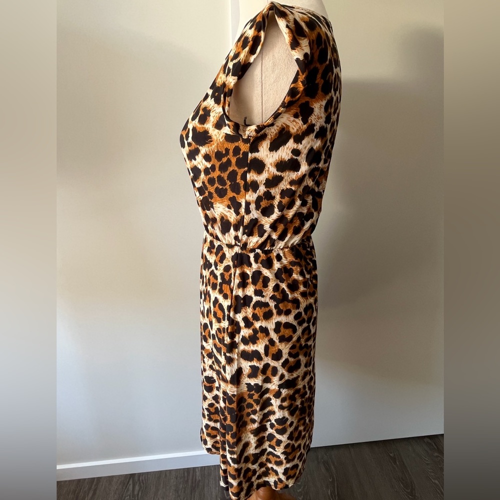 Leopard print dress mini cab sleeves size 8 - Picture 2 of 3